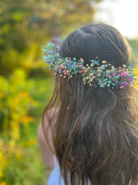 Dried Flower Crowns: A Timeless Trend in 2023
