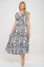 Load image into Gallery viewer, Garden gate Floral Printed Smocked Waist Maxi Dress