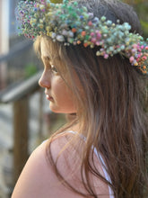 Load image into Gallery viewer, Unicorn babies breath crown