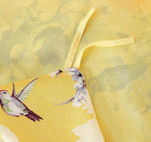 Load image into Gallery viewer, Bedding Sunshine Yellow Hummingbirds Floral Duvet Cover Set w/ Pillow Cases (JHW-925)
