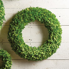 Load image into Gallery viewer, BOXWOOD WREATH 24"