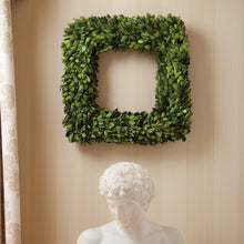 Load image into Gallery viewer, BOXWOOD SQUARE WREATH 16"
