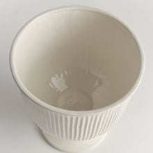 Load image into Gallery viewer, Sinclair Footed Urn – Large