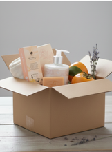 Load image into Gallery viewer, Pre de Provence Persimmon discovery collection gift box