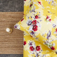 Load image into Gallery viewer, Bedding Sunshine Yellow Hummingbirds Floral Fitted Bed Sheet w/ Pillow Cases (JHW-925)