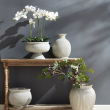 Load image into Gallery viewer, GRAFFIO DECORATIVE FOOTED BOWL