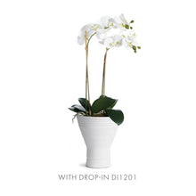 Load image into Gallery viewer, LARSON VASE SHORT