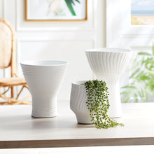 Load image into Gallery viewer, LARSON CACHEPOT