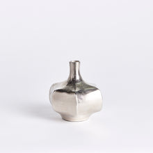 Load image into Gallery viewer, ZAIRE VASE SMALL