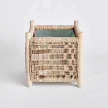 Load image into Gallery viewer, LANDON MEDIUM PLANTER