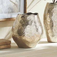 Load image into Gallery viewer, HARLIN SHORT VASE