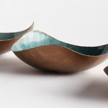 Load image into Gallery viewer, CAMRYN DECORATIVE BOWLS, SET OF 3