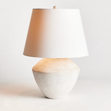 Load image into Gallery viewer, CLYDE LAMP