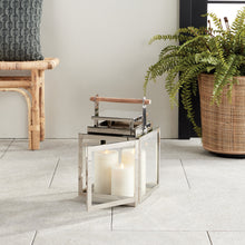 Load image into Gallery viewer, ADWIN OUTDOOR LANTERN MEDIUM