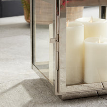 Load image into Gallery viewer, ADWIN OUTDOOR LANTERN MEDIUM