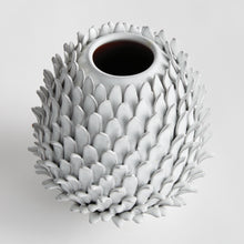 Load image into Gallery viewer, SERENA VASE LARGE