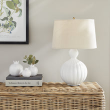 Load image into Gallery viewer, NESSA LAMP