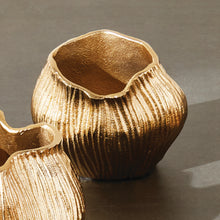 Load image into Gallery viewer, LILLIAN VASE SMALL