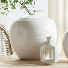 Load image into Gallery viewer, EMERSON VASE LARGE