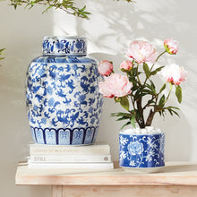 Load image into Gallery viewer, BARCLAY BUTERA DYNASTY BLOSSOM LIDDED JAR