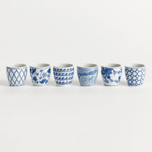 Load image into Gallery viewer, BARCLAY BUTERA DYNASTY MINI FLOWER POTS, SET OF 6