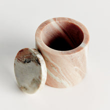 Load image into Gallery viewer, JAQUELINE MARBLE ROUND LIDDED BOX SHORT