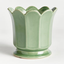 Load image into Gallery viewer, MALINE FOOTED POT SMALL