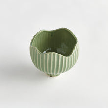 Load image into Gallery viewer, MARIANNA POT