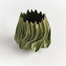Load image into Gallery viewer, CALLISTA VASE MEDIUM