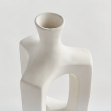 Load image into Gallery viewer, SONYA VASE MEDIUM