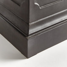 Load image into Gallery viewer, FIBRECLAY CHAMBERS PEDESTAL SHORT