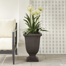 Load image into Gallery viewer, FIBRECLAY BECKETT SQ FOOTED PLANTER SMALL