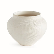 Load image into Gallery viewer, BARCLAY BUTERA OJAI POT