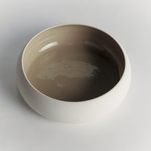 Load image into Gallery viewer, BARCLAY BUTERA SANDBAR DECORATIVE BOWL