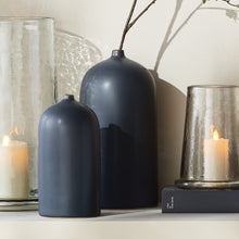 Load image into Gallery viewer, MALLIE VASE LARGE