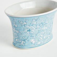 Load image into Gallery viewer, MONARCH LOTUS CACHEPOT SMALL
