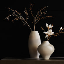 Load image into Gallery viewer, GILDED BABY'S BREATH STEMS 31" ST/4