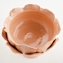 Load image into Gallery viewer, DI ROSA FOOTED DECORATIVE BOWL