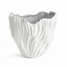 Load image into Gallery viewer, KINGSLEY VASE