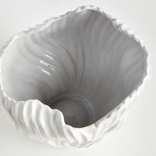 Load image into Gallery viewer, KINGSLEY VASE