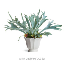 Load image into Gallery viewer, MIRABELLE FLUTED CACHEPOT LARGE