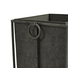 Load image into Gallery viewer, CALLAHAN SQUARE PLANTER