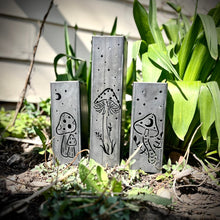 Load image into Gallery viewer, Fungi Solar Tube Lights - Steel Mushroom Lights
