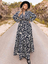 Load image into Gallery viewer, Dark Navy Floral Plus Size Long Sleeve Maxi Dress