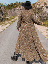 Load image into Gallery viewer, Plus Size V-Neck Balloon Sleeve Dress