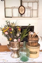 Load image into Gallery viewer, Wildflower and lavender dried fall flower bouquet/ arrangement