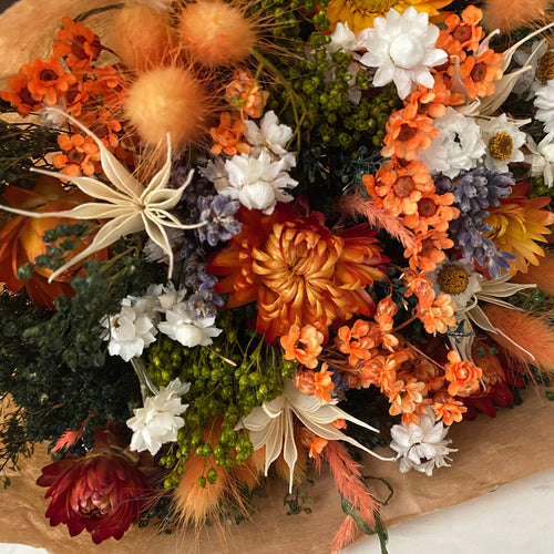 Tailgating, Elevated: The Dried Bouquet That Wins Game Day Without Wilting in a Cooler
