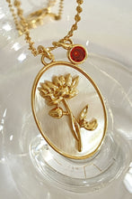 Load image into Gallery viewer, Flower Shell Pendant Copper Necklace
