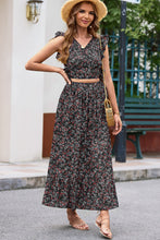 Load image into Gallery viewer, Sunny Day Tie Back floral Cropped Top and Maxi Skirt Set
