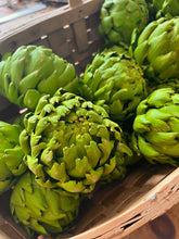 Load image into Gallery viewer, 20 dried artichokes - great Fall decor
